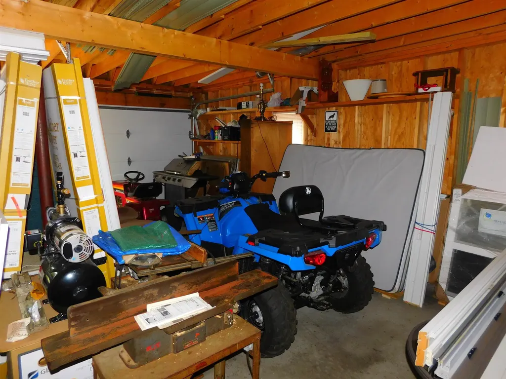 63 Stump Road Errol NH 03579