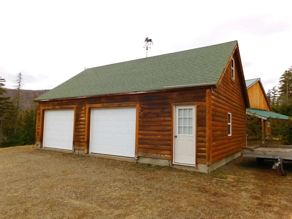 63 Stump Road Errol NH 03579