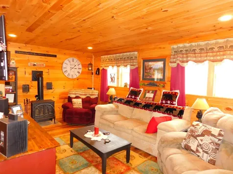 63 Stump Road Errol NH 03579