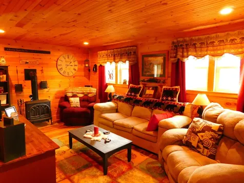 63 Stump Road Errol NH 03579