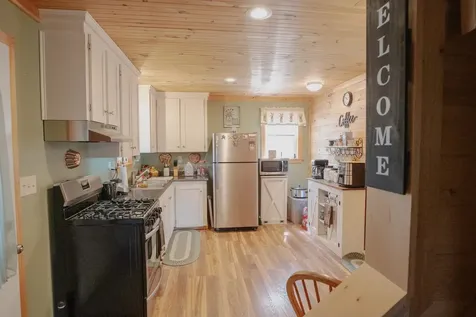 63 Stump Road Errol NH 03579