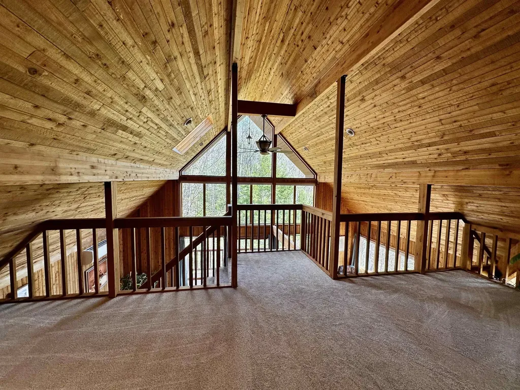 20 Crest Lane Madison NH 03849