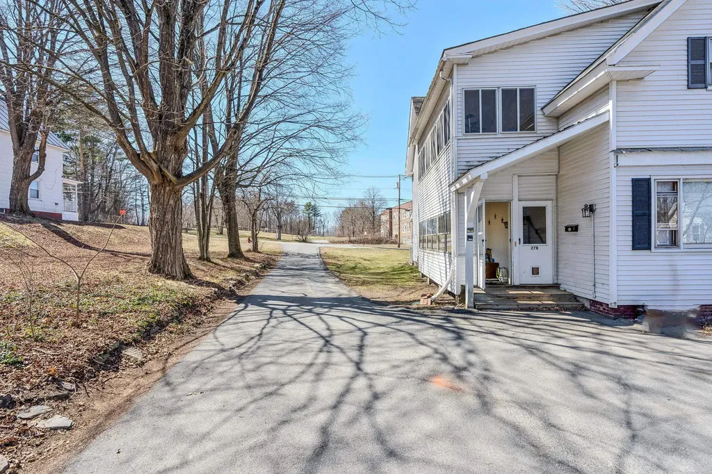 27 Seminary Hill Road Lebanon NH 03784