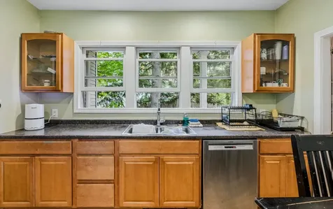 27 Seminary Hill Road Lebanon NH 03784