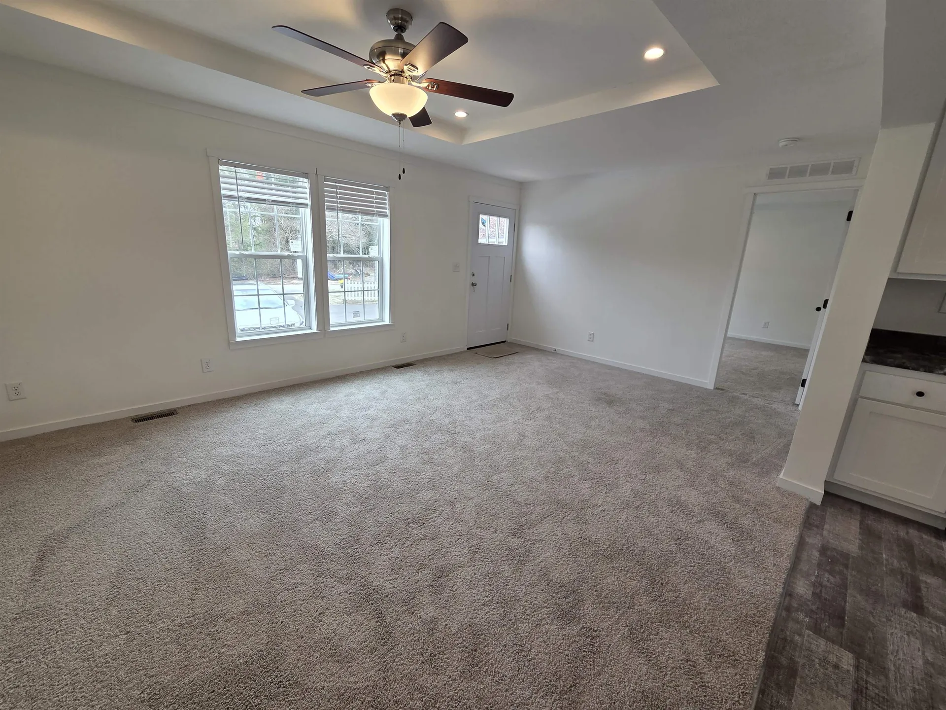 4 Gallo Way Litchfield NH 03052