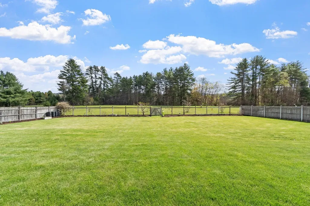 850 Old Homestead Highway Swanzey NH 03446