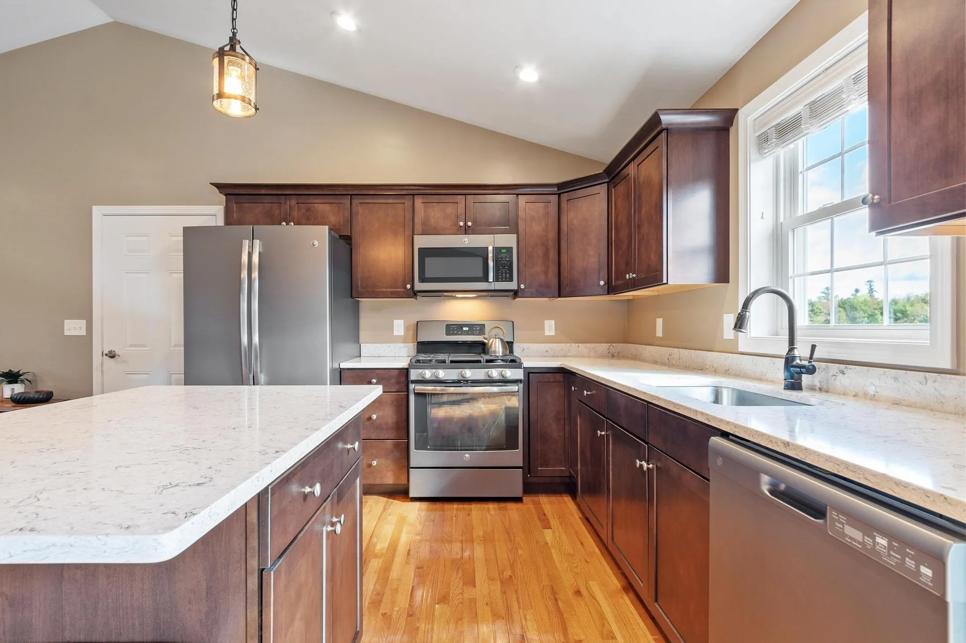 850 Old Homestead Highway Swanzey NH 03446
