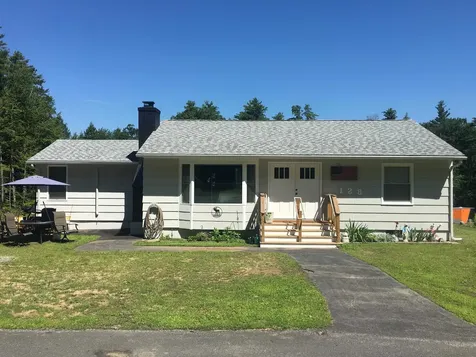 128 Old Lake Shore Road Gilford NH 03249