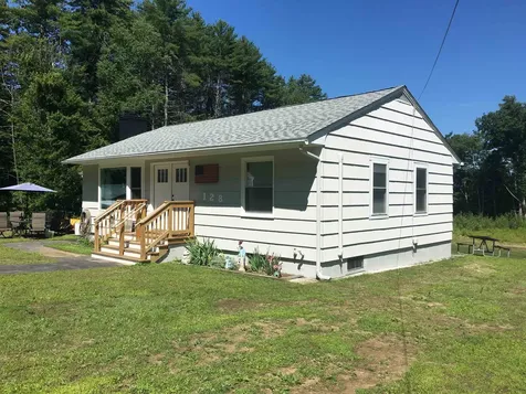 128 Old Lake Shore Road Gilford NH 03249