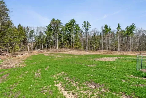 128 Old Lake Shore Road Gilford NH 03249