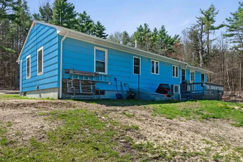 128 Old Lake Shore Road Gilford NH 03249