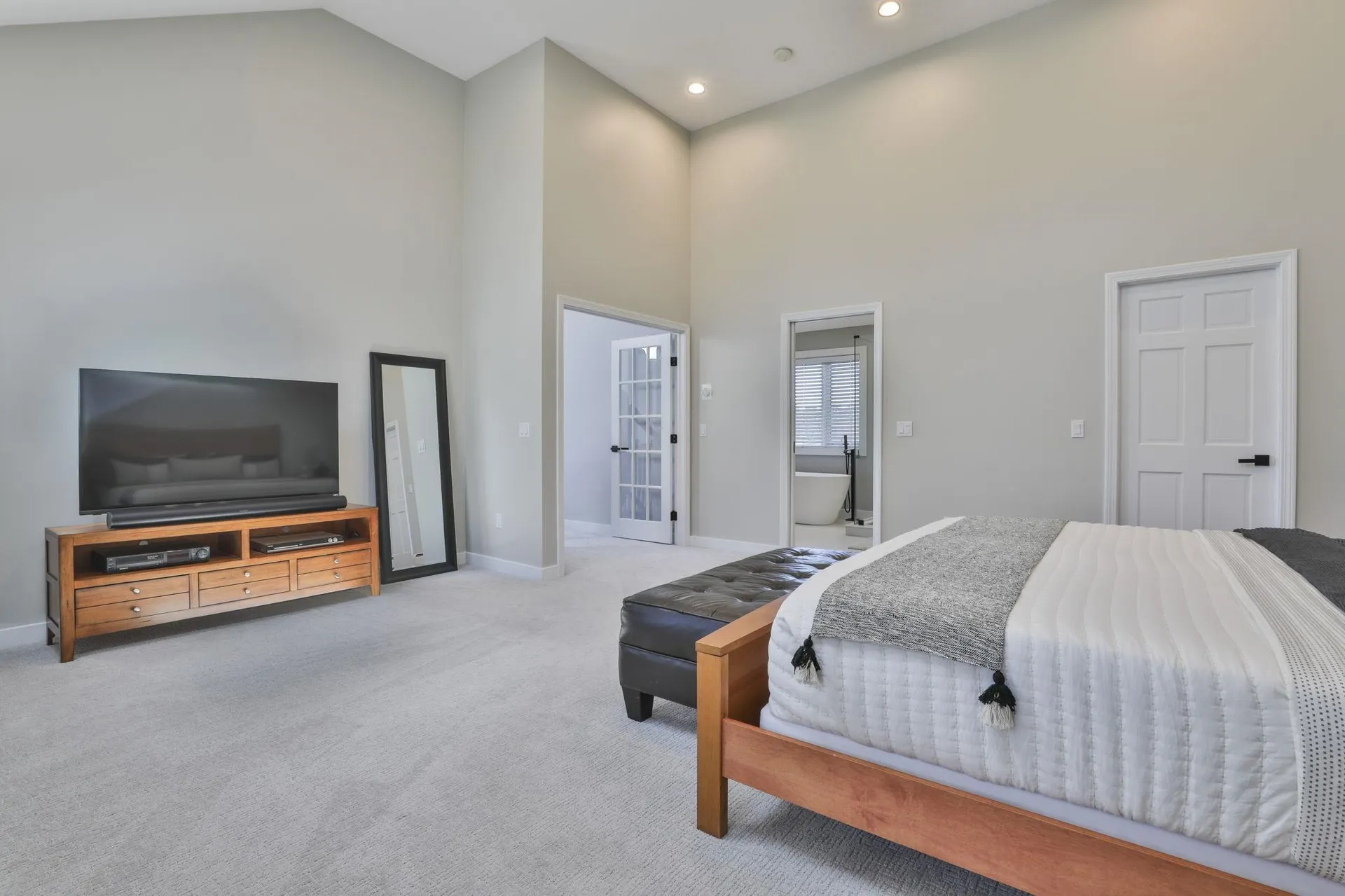 19 Aruda Road Sandown NH 03873
