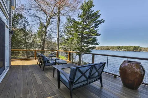 19 Aruda Road Sandown NH 03873
