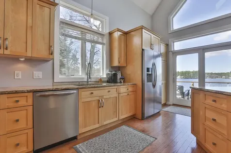 19 Aruda Road Sandown NH 03873