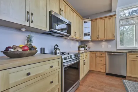 19 Aruda Road Sandown NH 03873