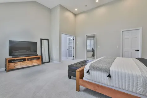 19 Aruda Road Sandown NH 03873