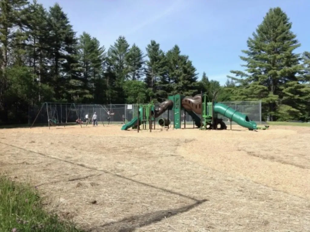 192 Pingree Park Lane Londonderry VT 05148