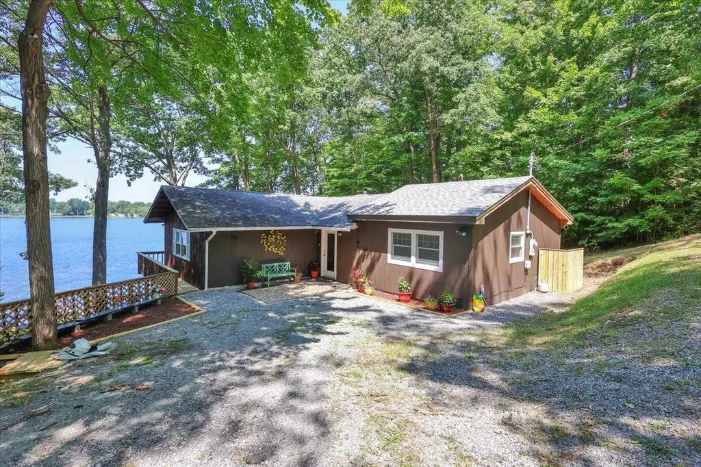 548 Monkton Road Monkton VT 05469