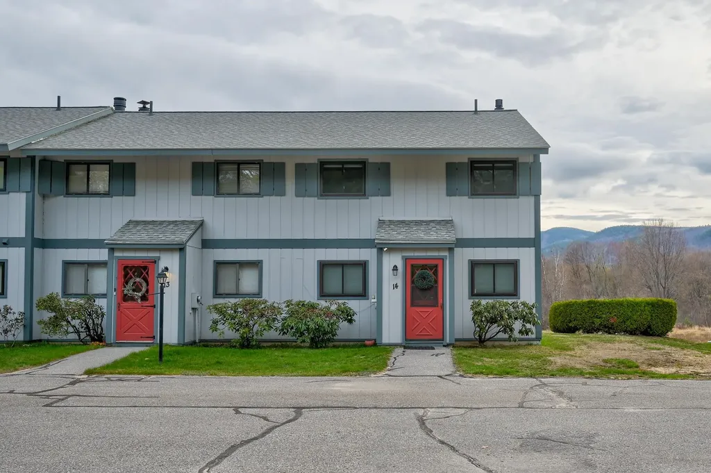 14 Hill & Vale Lane Bartlett NH 03812