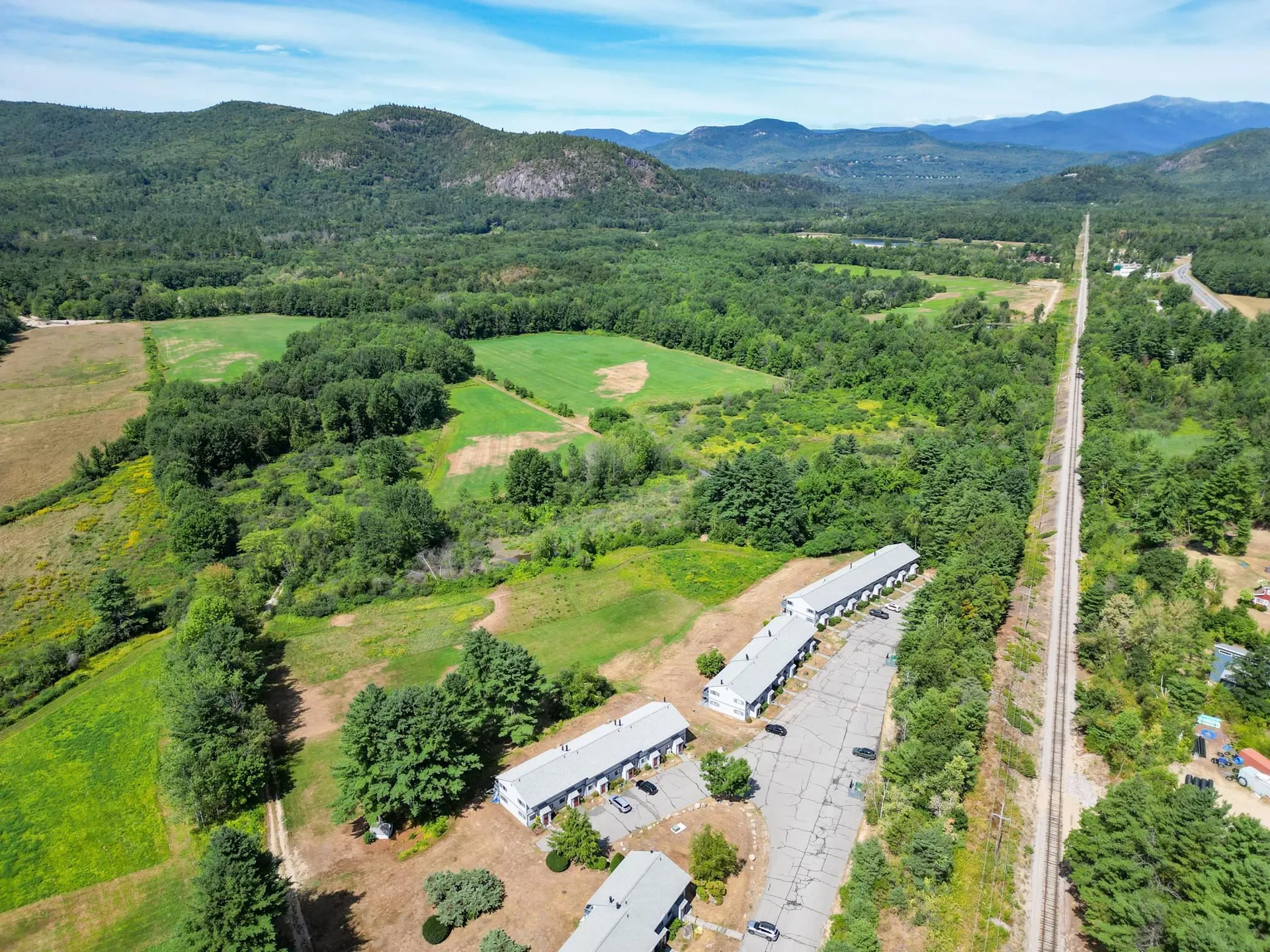 14 Hill & Vale Lane Bartlett NH 03812