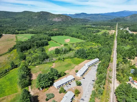 14 Hill & Vale Lane Bartlett NH 03812