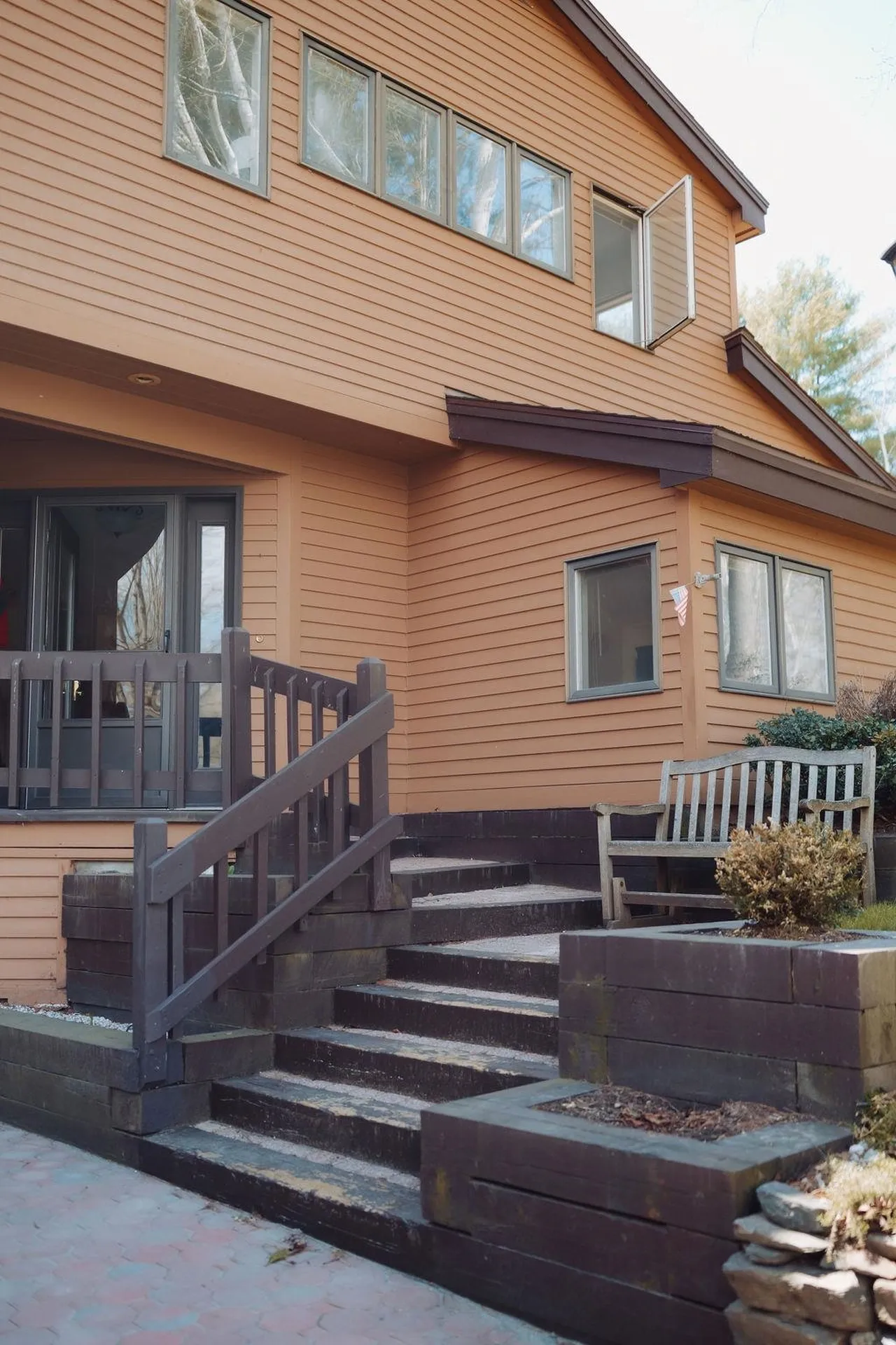 3755 Quechee Main Street Hartford VT 05059