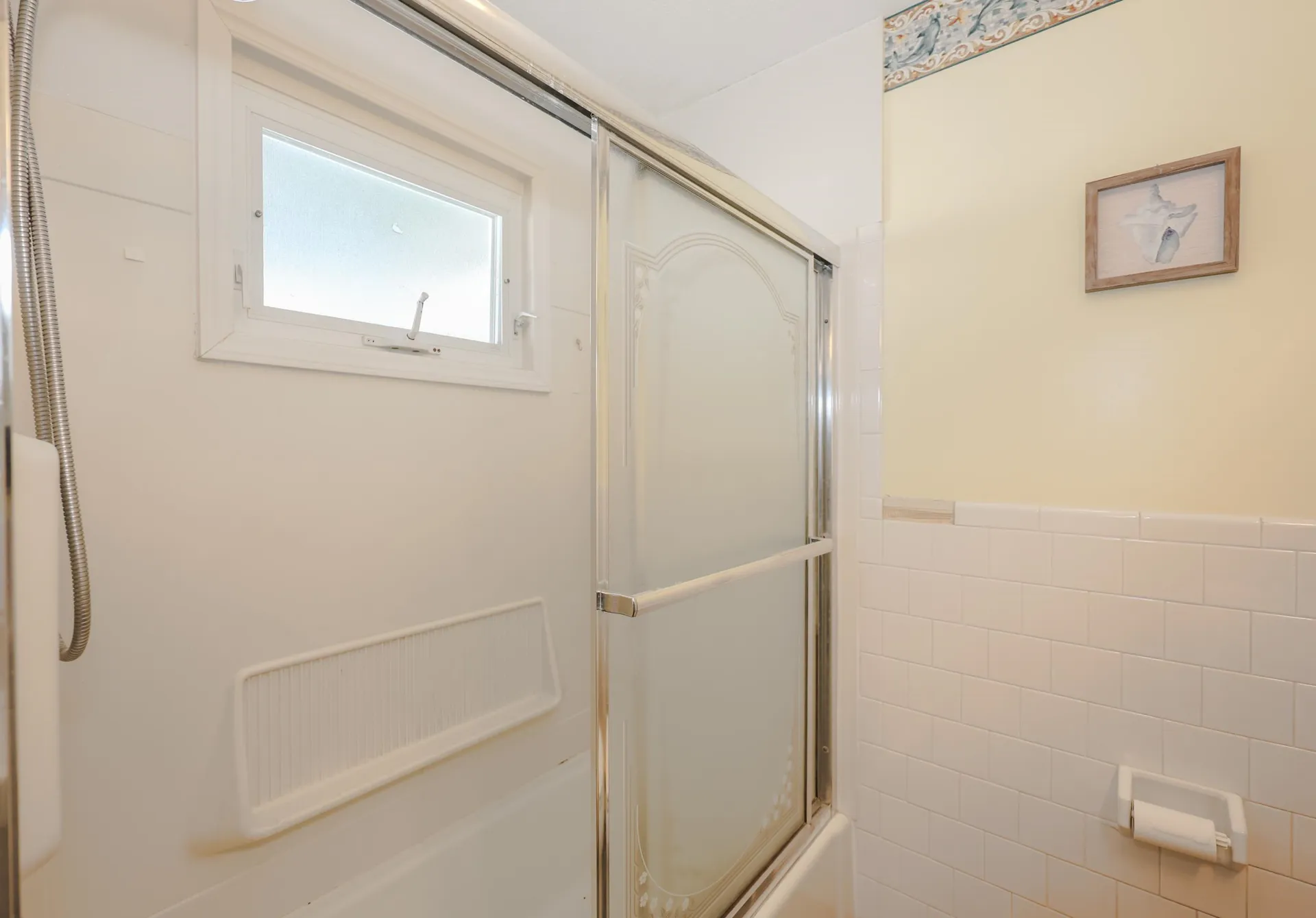 8 Nashua Street Seabrook NH 03874