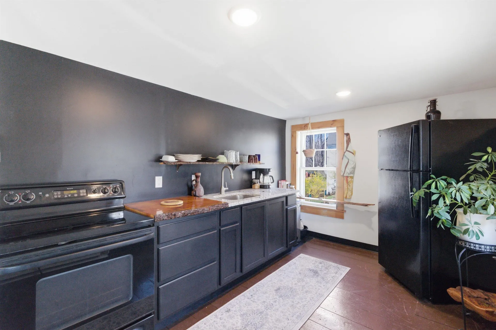 518 Province Road Gilmanton NH 03237