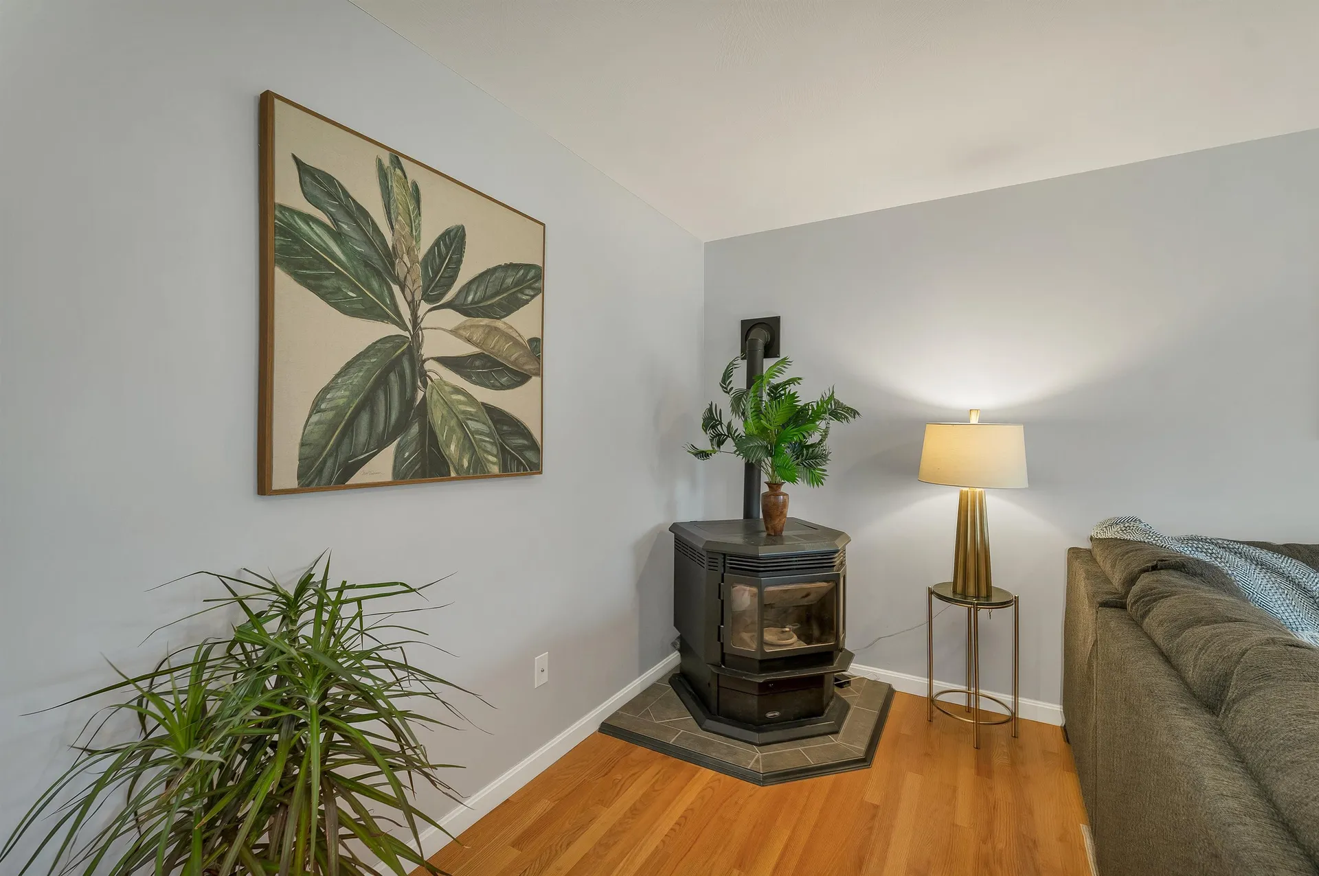 217 Steam Mill Road Auburn NH 03032
