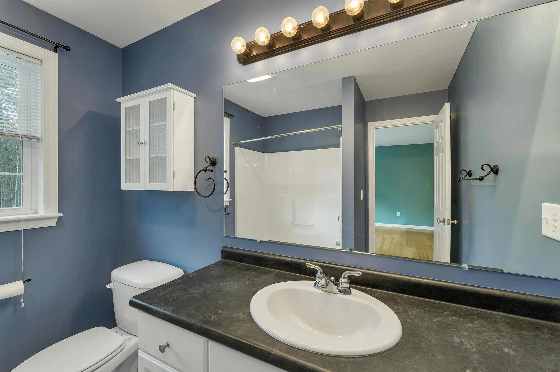 217 Steam Mill Road Auburn NH 03032