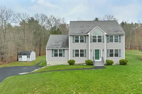 217 Steam Mill Road Auburn NH 03032
