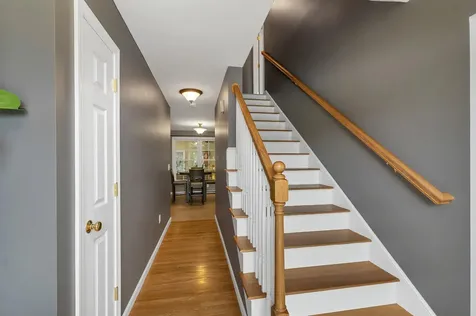 217 Steam Mill Road Auburn NH 03032
