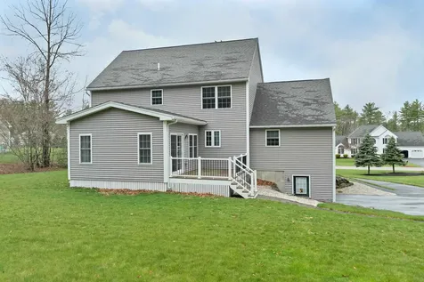 217 Steam Mill Road Auburn NH 03032