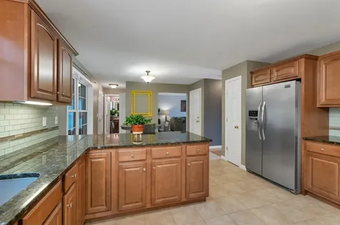 217 Steam Mill Road Auburn NH 03032