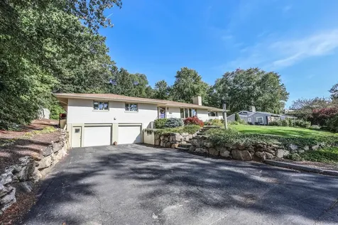 2605 Elm Street Manchester NH 03104
