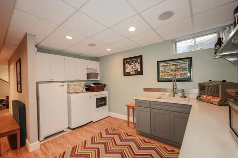 2605 Elm Street Manchester NH 03104