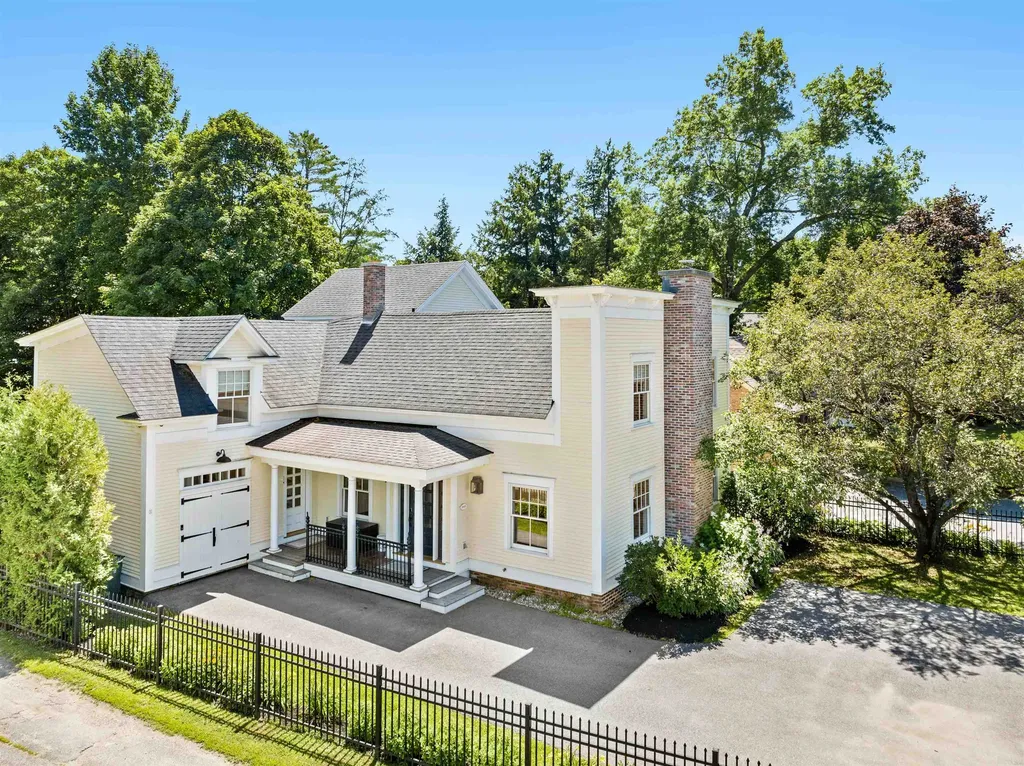 226 Maple Street Stowe VT 05672