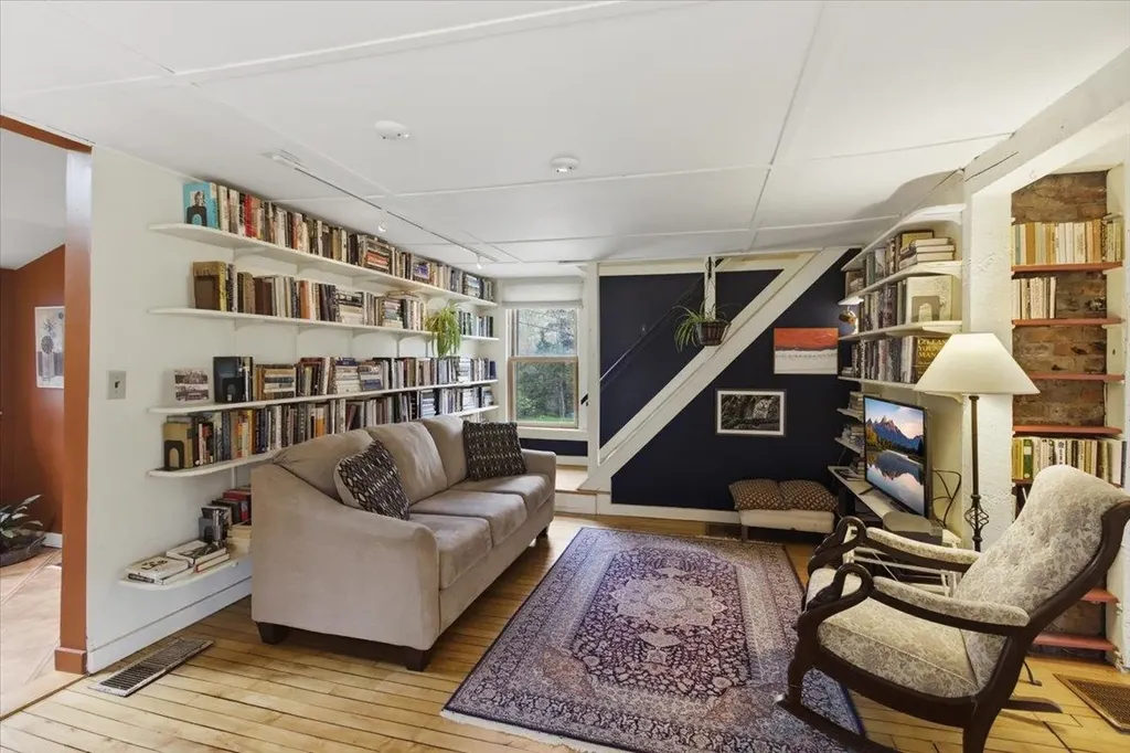 81 Easy Street Danby VT 05739