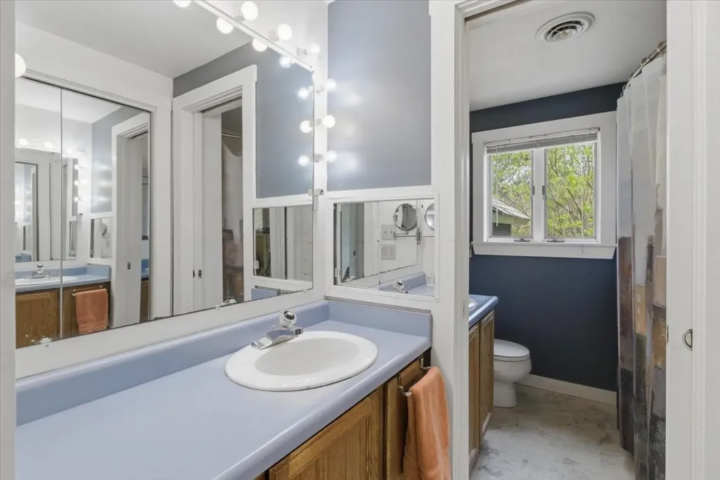 81 Easy Street Danby VT 05739