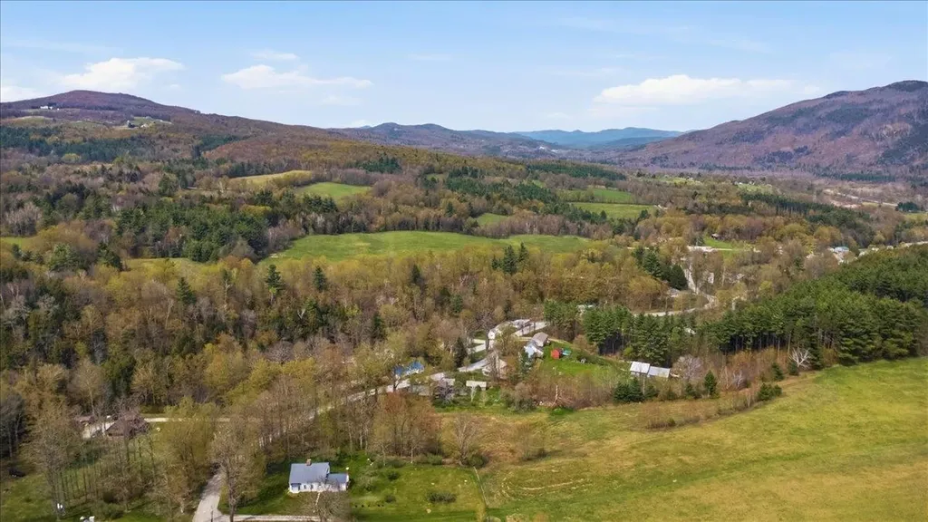 81 Easy Street Danby VT 05739