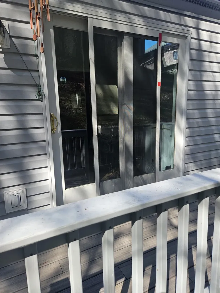 18 Landsdown Drive Nashua NH 03062