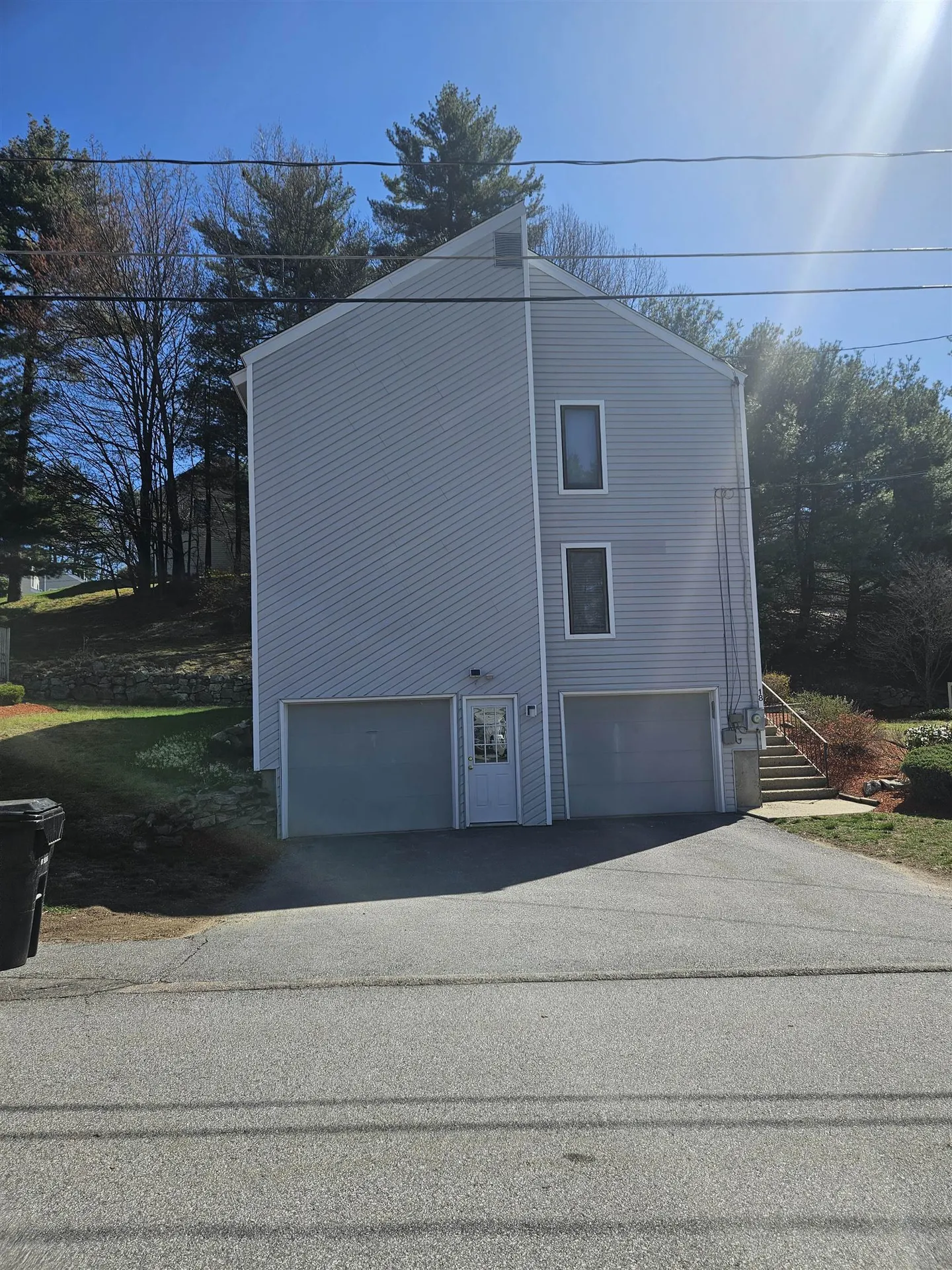 18 Landsdown Drive Nashua NH 03062