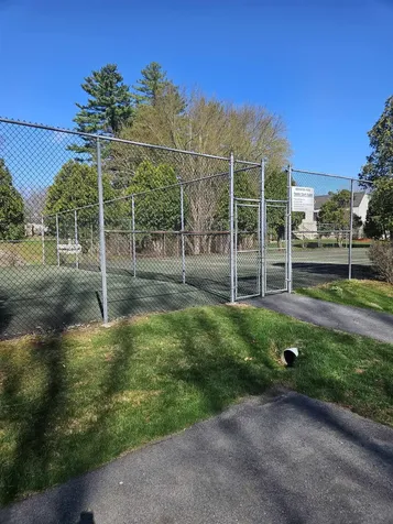18 Landsdown Drive Nashua NH 03062