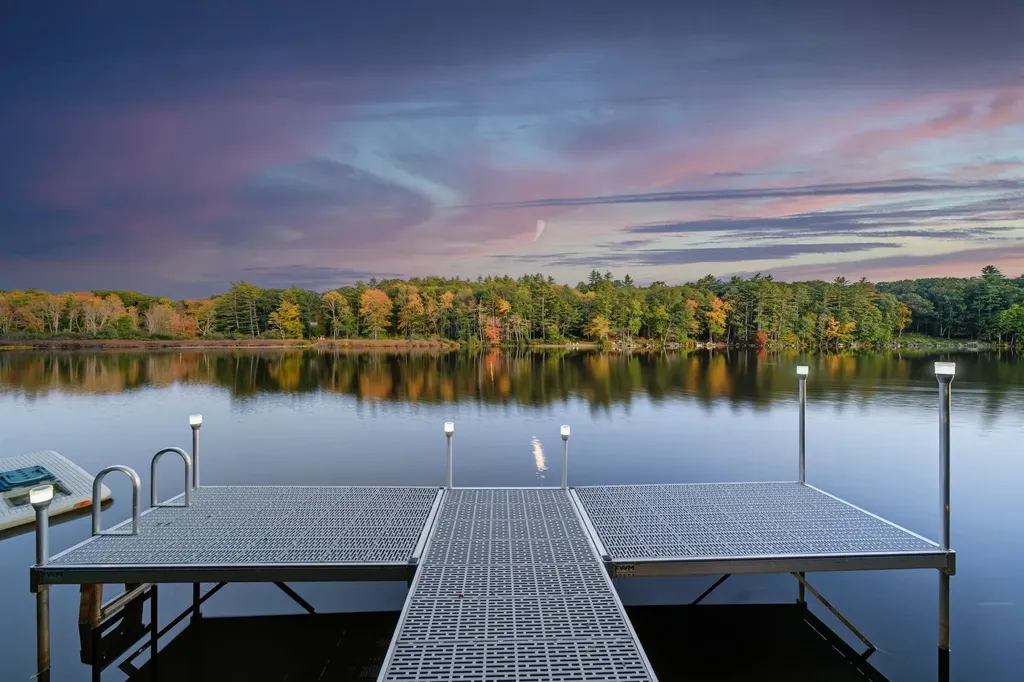 543 Long Shores Drive Barrington NH 03825