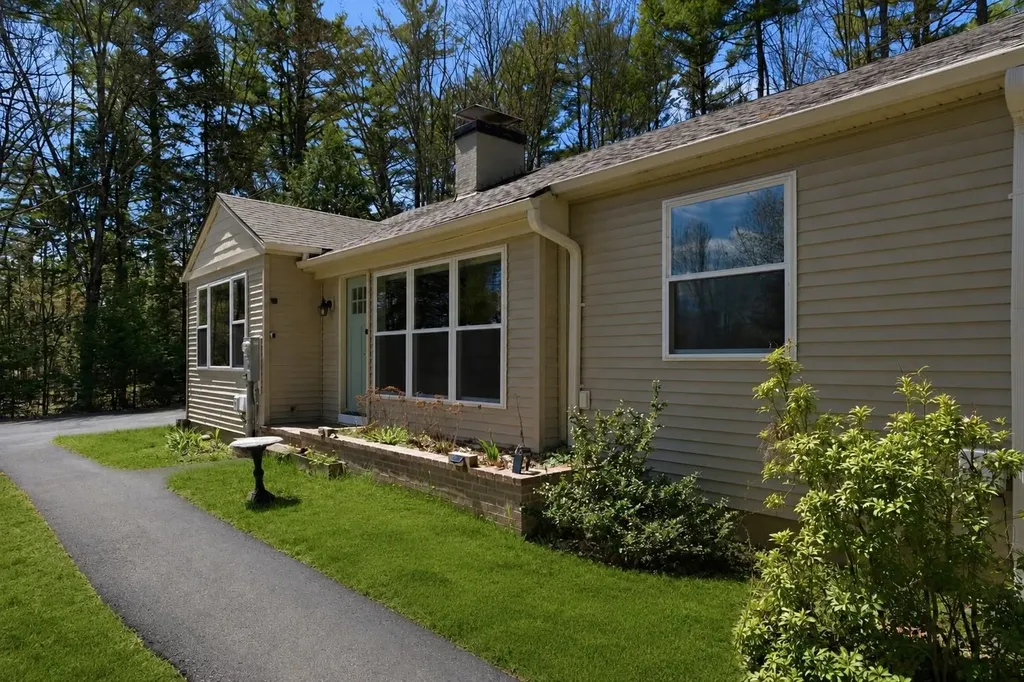 1090 North Main Street Laconia NH 03246