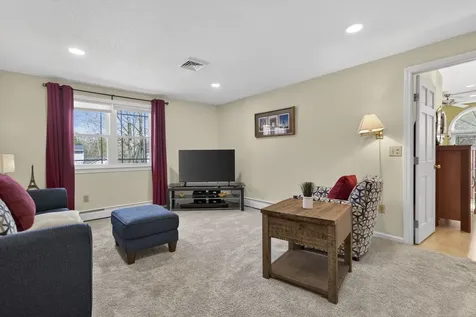 1 Heritage Drive Merrimack NH 03054
