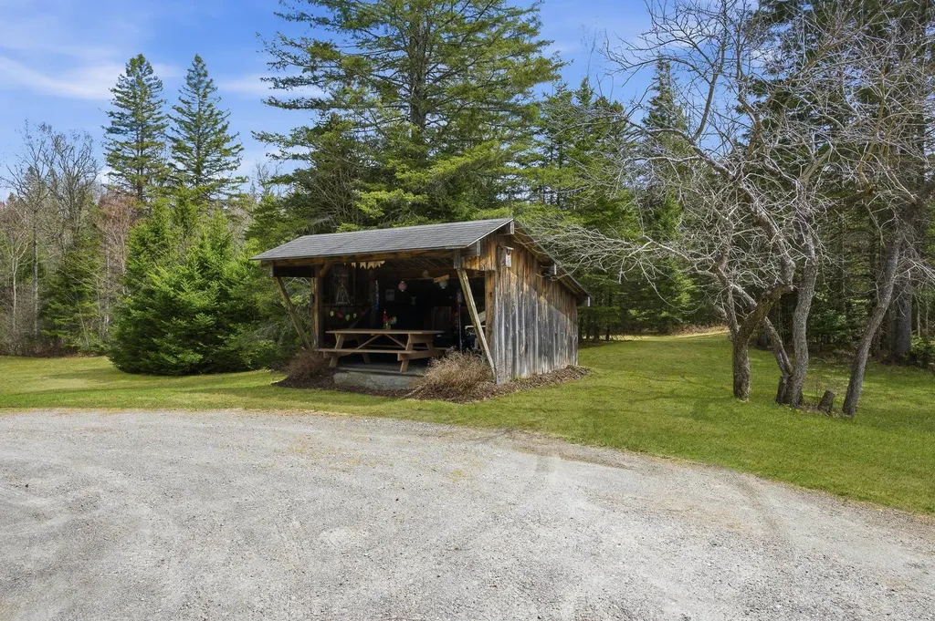 4915 Vt Route 114 Canaan VT 05903