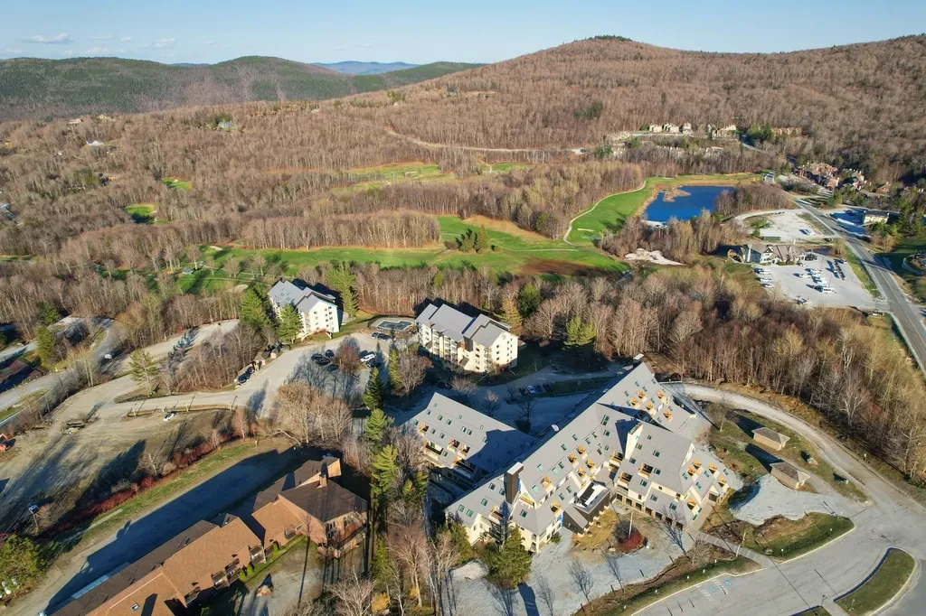 137 East Mountain Road Killington VT 05751