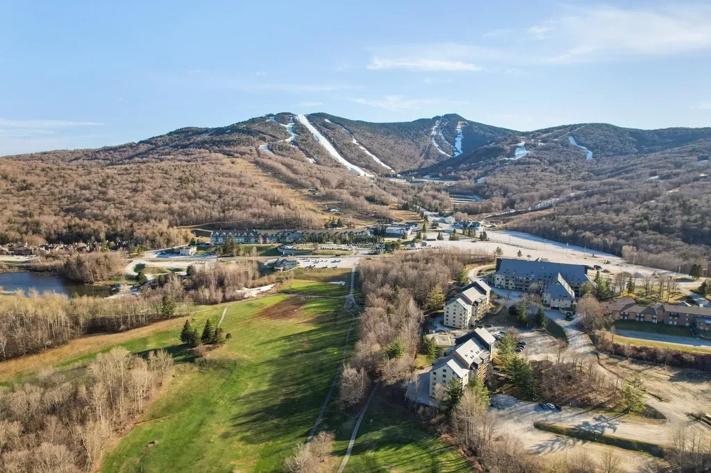 137 East Mountain Road Killington VT 05751