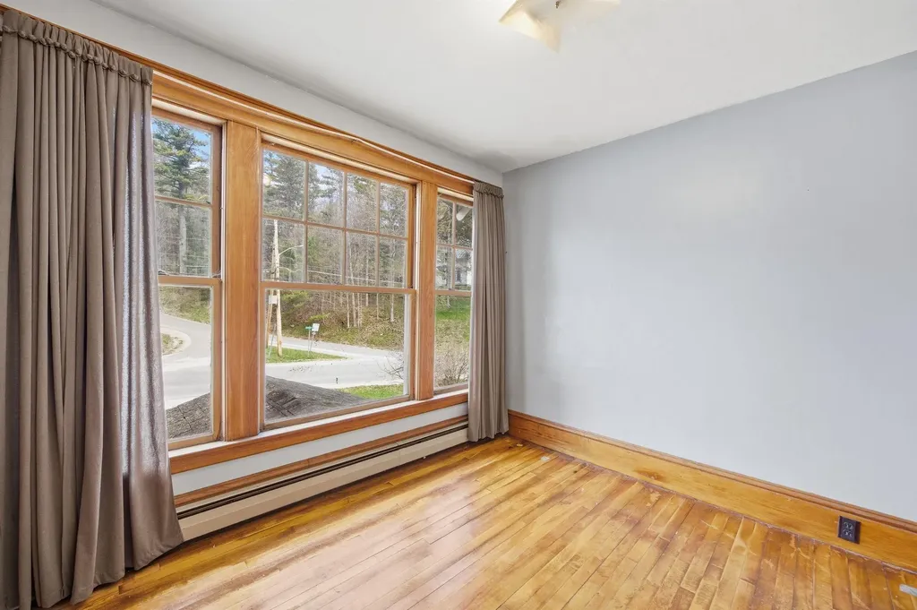 1327 Creamery Road Ryegate VT 05069